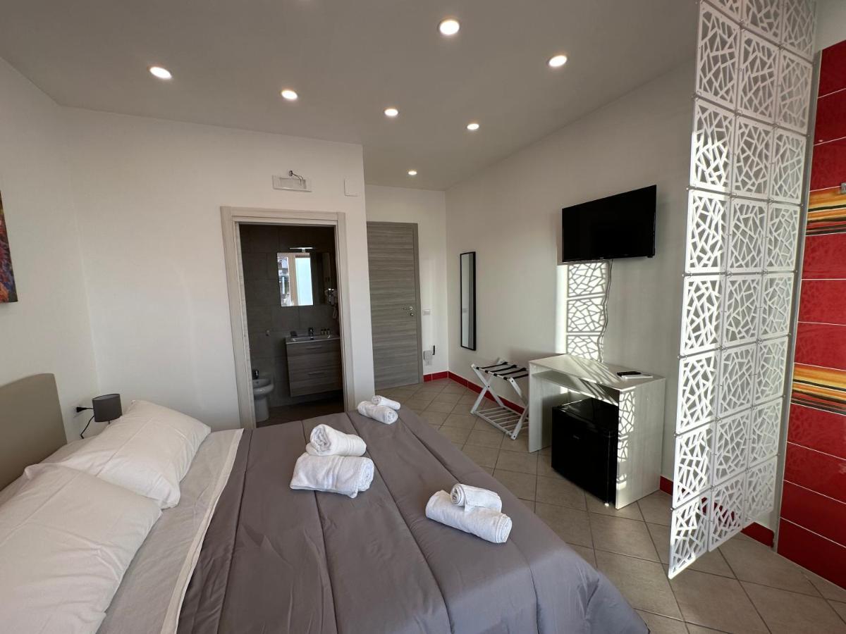 B&B Off Rooms And Relax 那不勒斯 外观 照片