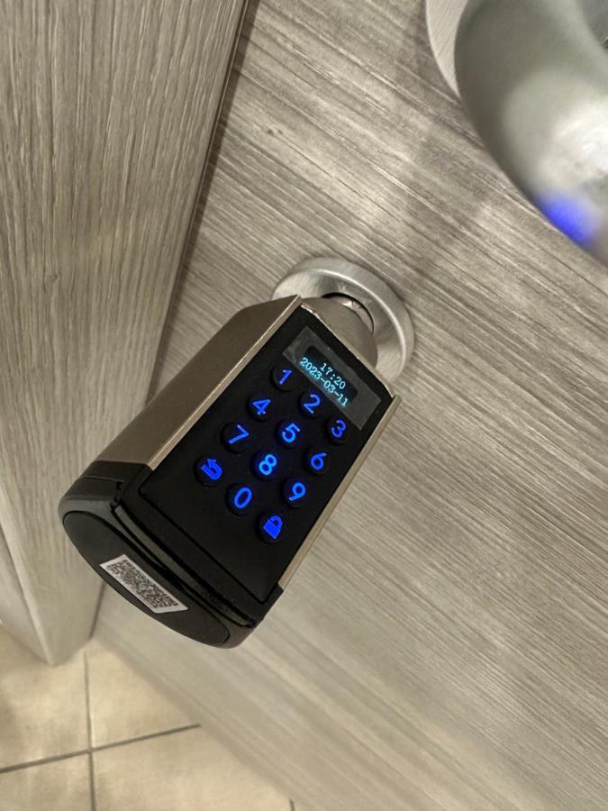 B&B Off Rooms And Relax 那不勒斯 外观 照片