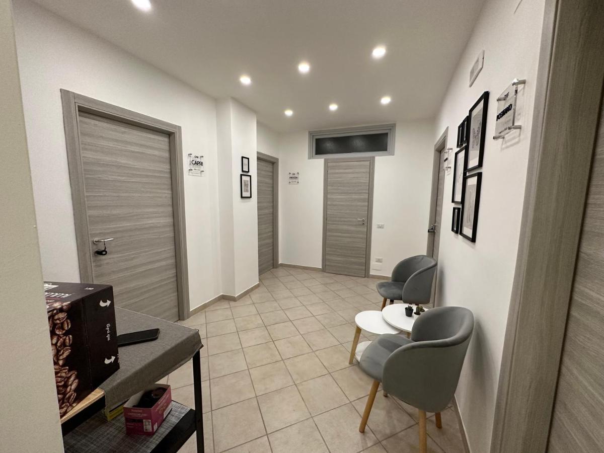 B&B Off Rooms And Relax 那不勒斯 外观 照片