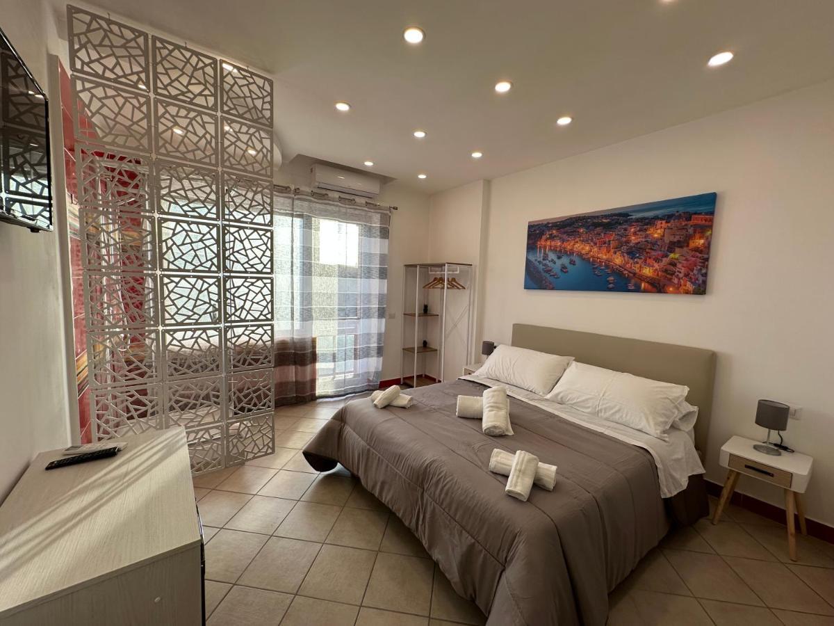 B&B Off Rooms And Relax 那不勒斯 外观 照片