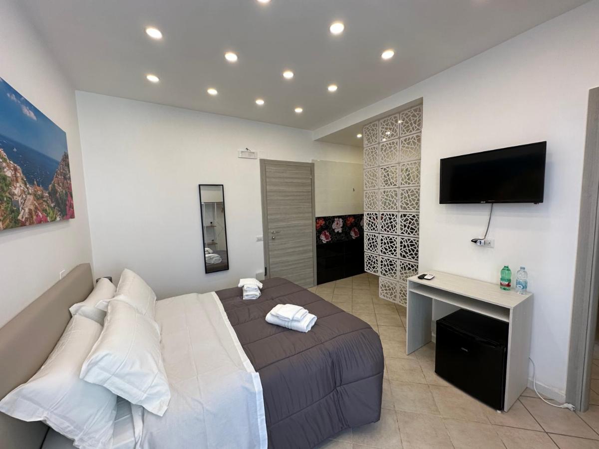 B&B Off Rooms And Relax 那不勒斯 外观 照片