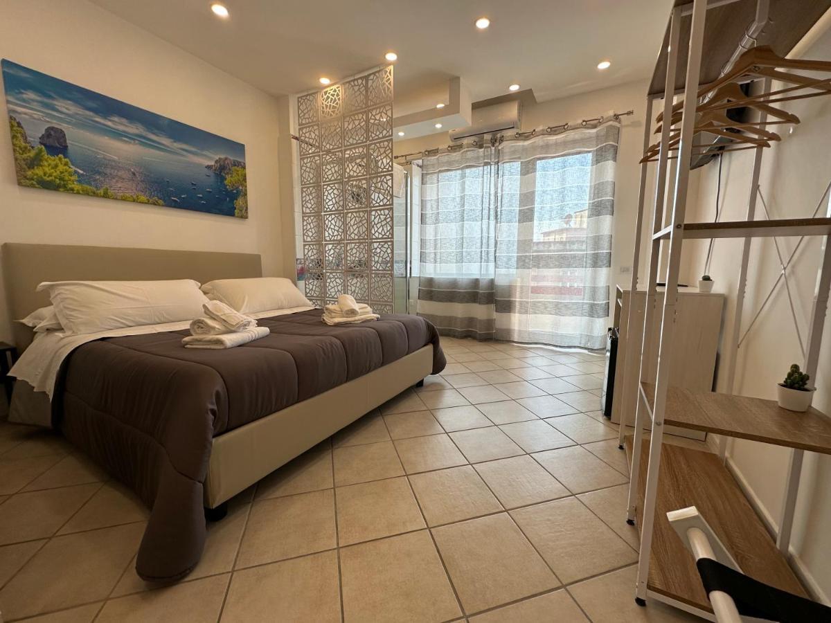B&B Off Rooms And Relax 那不勒斯 外观 照片