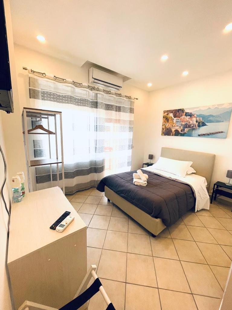 B&B Off Rooms And Relax 那不勒斯 外观 照片
